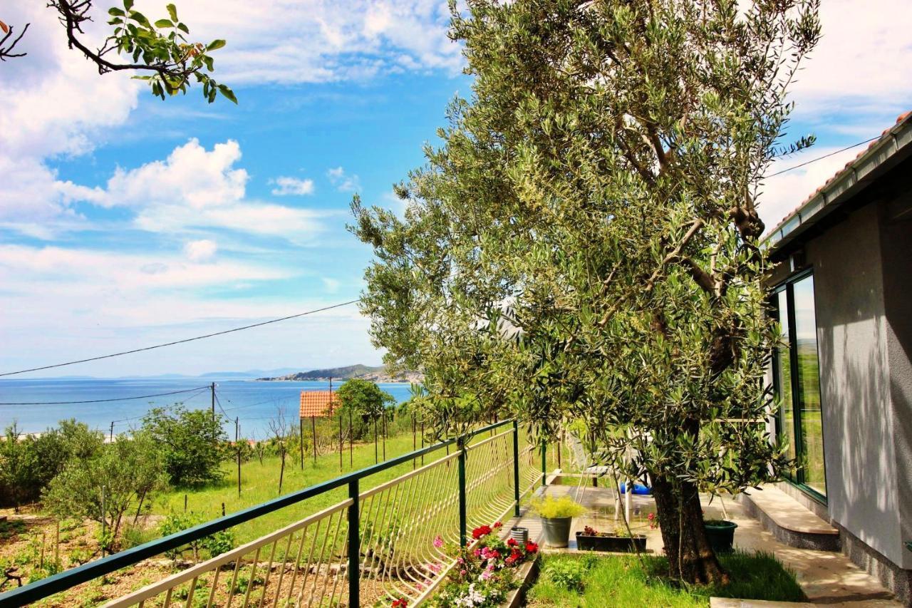 Holiday Home Jozo Omiš Esterno foto