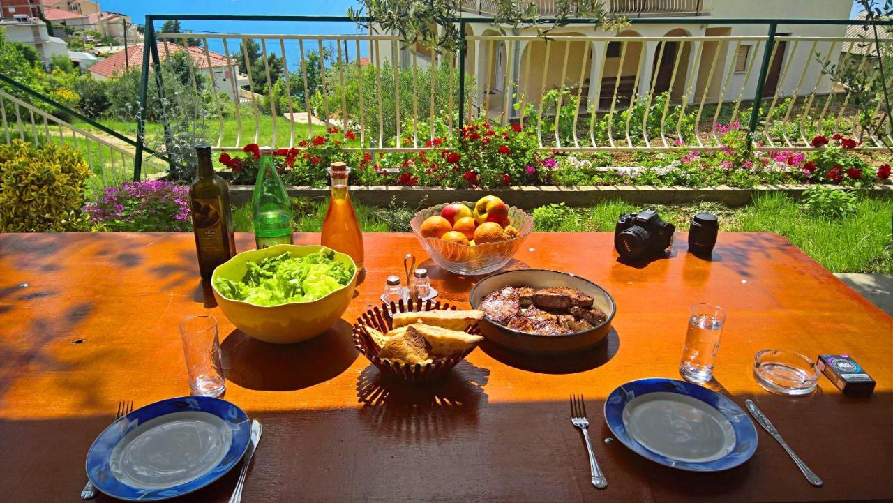Holiday Home Jozo Omiš Esterno foto
